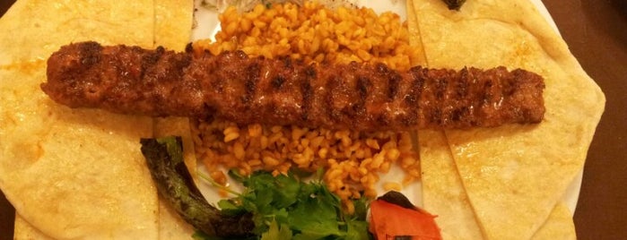Şiribom Restaurant is one of สถานที่ที่ Çağrı🤴🏻🇹🇷 ถูกใจ.