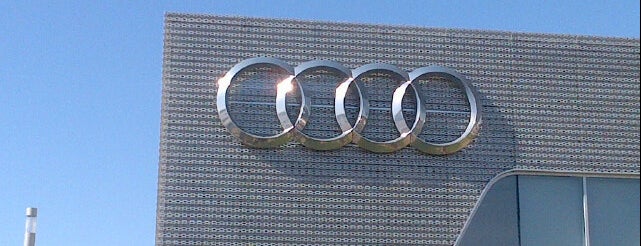 Audi San Diego is one of Orte, die Roger gefallen.