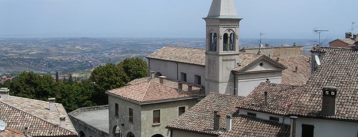 Borgo Maggiore is one of I Nove Castelli di San Marino.