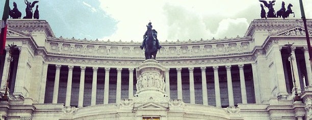 Altare della Patria is one of Rome | Italia.