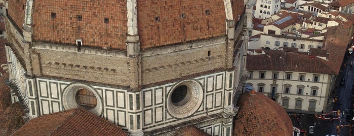 Campanile di Giotto is one of Florença.
