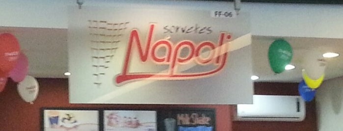 Sorvetes Napoli is one of สถานที่ที่ Otavio ถูกใจ.