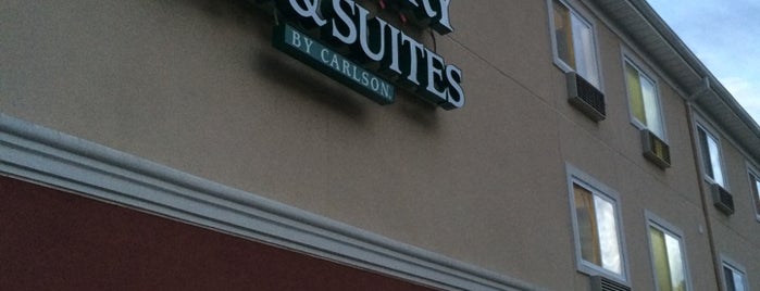 Country Inn & Suites By Radisson, Absecon (Atlantic City) Galloway, NJ is one of Locais salvos de Kevin.