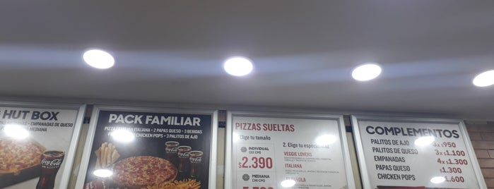 Pizza Hut is one of Gastronomía en Santiago de Chile.