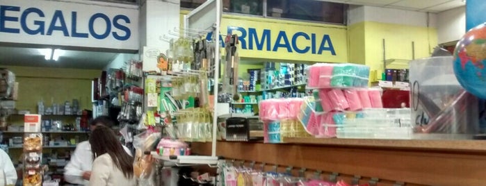 Farmacia Apoquindo is one of Farmacias.