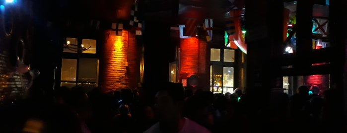 Bar Proa is one of Valparaiso.