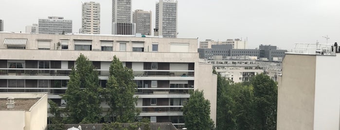 Place Jeanne d'Arc is one of Mon quartier.