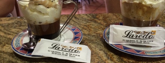 Laredo is one of Cafés-restaurantes favoritos.