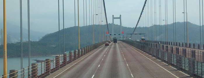 Kap Shui Mun Bridge is one of Lugares favoritos de Bill.