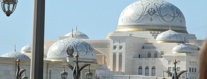 Presidential Palace is one of Tempat yang Disukai Analu.