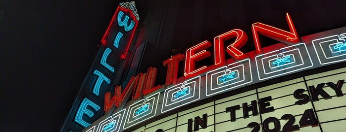 The Wiltern is one of Lugares favoritos de Hunter.