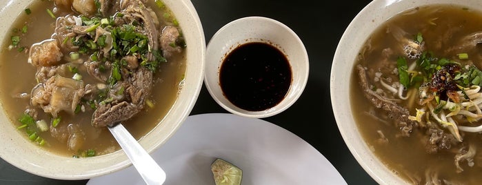 Restoran Sururi is one of The 15 Best Places for Soup in Kuala Lumpur.
