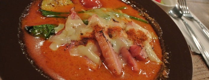 CHAIRO curry is one of Shonan cafés.