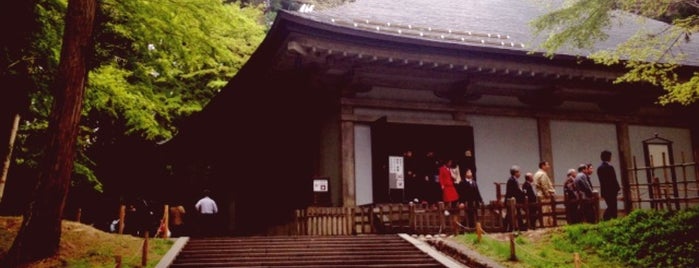 Konjikido (Golden Hall) is one of beautiful Japan.