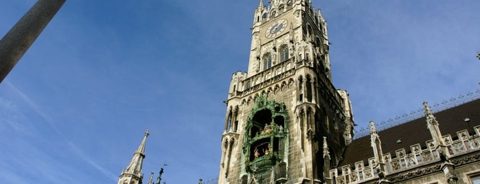 Neues Rathaus is one of the most beautiful things.