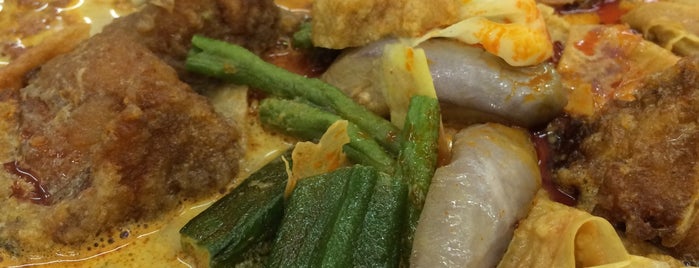 Restoran AH Go Go Curry Fish Head is one of Yummy my favorite food hunt!.