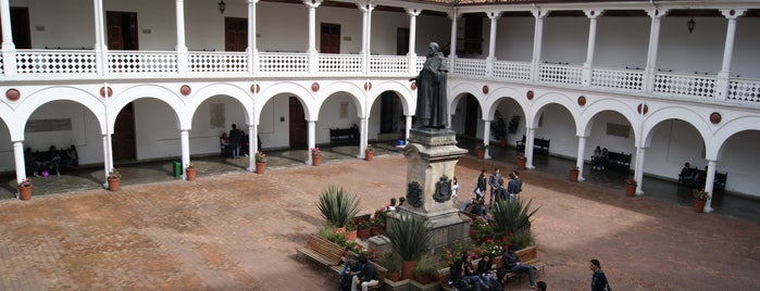 Universidad del Rosario is one of América del Sur.