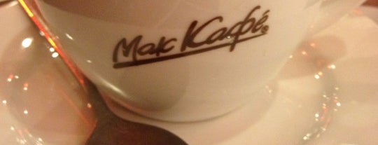 McCafe is one of Victoria : понравившиеся места.
