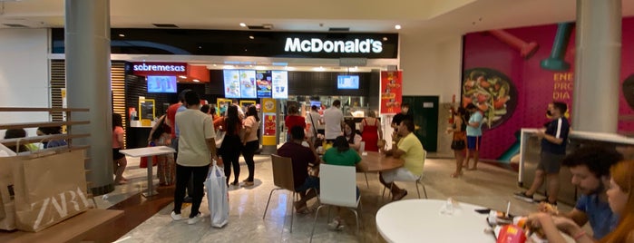 McDonald's is one of Top 10 dinner spots in Fortaleza, Brazil.