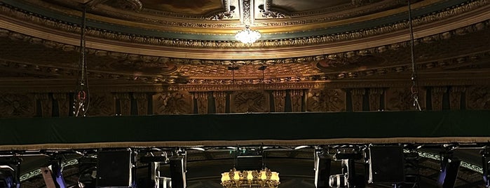 His Majesty's Theatre is one of Lieux sauvegardés par Joshua.