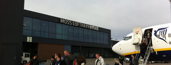 Moss Lufthavn, Rygge (RYG) is one of Aéroport Gare.