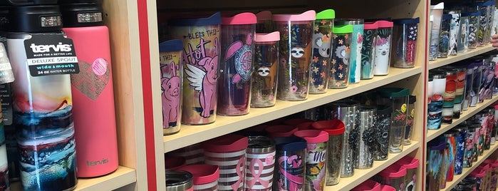 Tervis Store is one of Ocean Lakes Vacation.