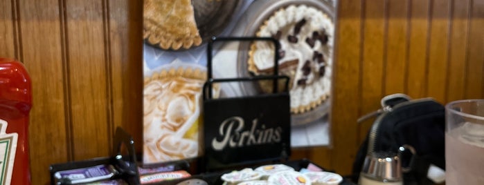 Perkins Restaurant & Bakery is one of Mine.