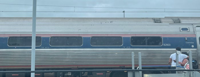 Aberdeen MARC/AMTRAK Station is one of Train Stations.