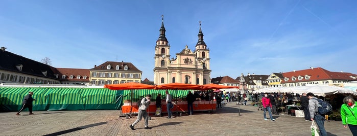 Marktplatz is one of สถานที่ที่ Melissa ถูกใจ.