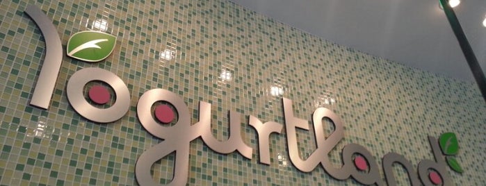 Yogurtland is one of Houston Dessert & Bakery.