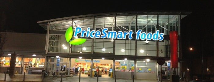 Save-On-Foods is one of สถานที่ที่ Kristine ถูกใจ.