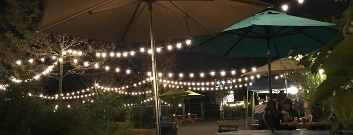 The 11 Best Beer Gardens In Queens