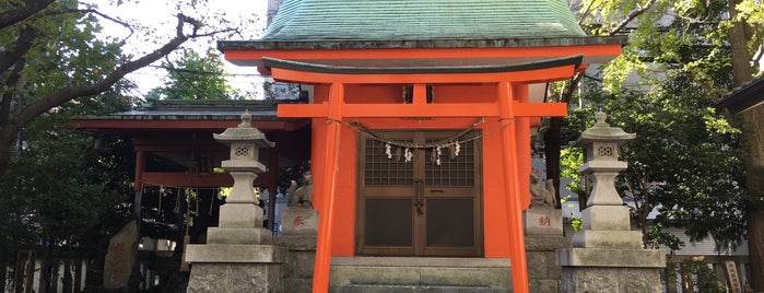 榎戸稲荷神社 is one of 神社・寺.
