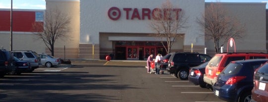 Target is one of สถานที่ที่บันทึกไว้ของ Mary.