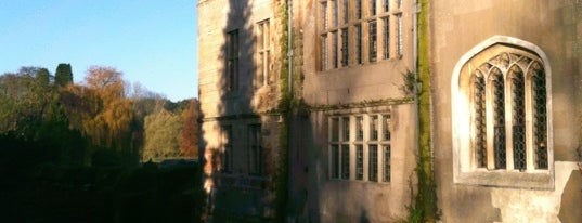 Coombe Abbey Hotel is one of Lugares favoritos de Tim.