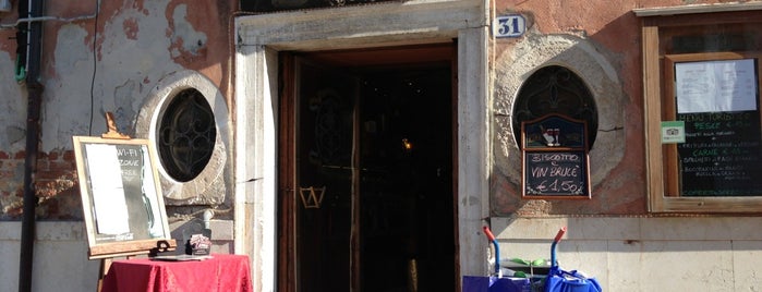 Trattoria Valmarana is one of Orte, die CJ gefallen.