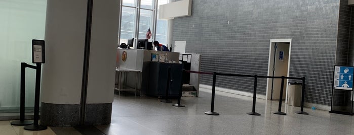 TSA Pre is one of Orte, die Richard gefallen.