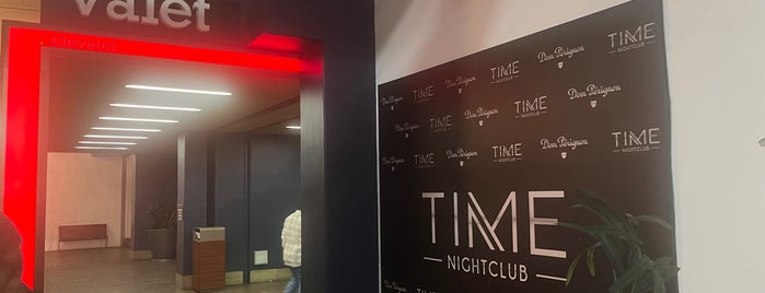 Time NIGHTCLUB is one of Jonnyさんのお気に入りスポット.