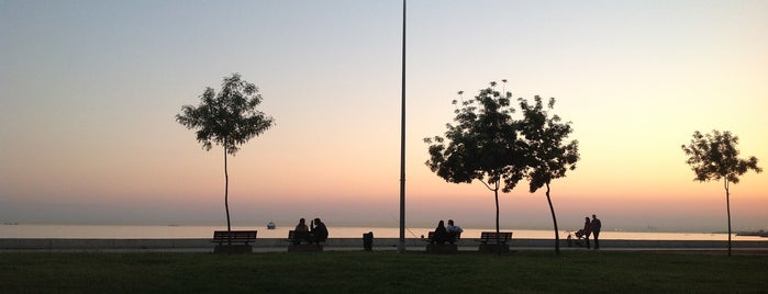 Sahil Yolu is one of Must-visit Great Outdoors in İstanbul.