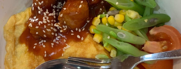 Coya Healthy Cuisine (古雅料理) is one of eat clean. vagen.