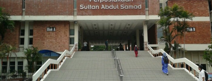 Perpustakaan Sultan Abdul Samad is one of Universiti Putra Malaysia.