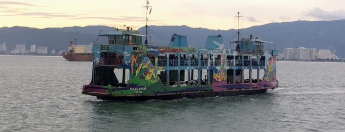 Penang Ferry is one of Honeymoon.