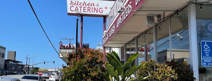 Cuban Kitchen is one of Kemp'in Beğendiği Mekanlar.