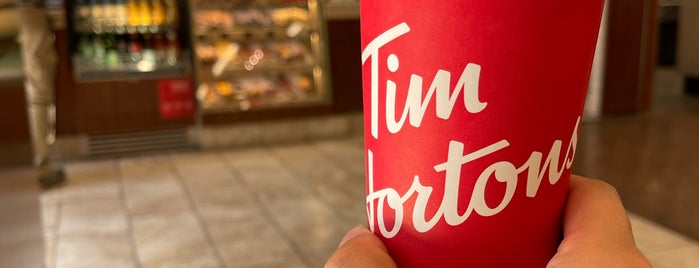 Tim Hortons is one of Francescaさんのお気に入りスポット.