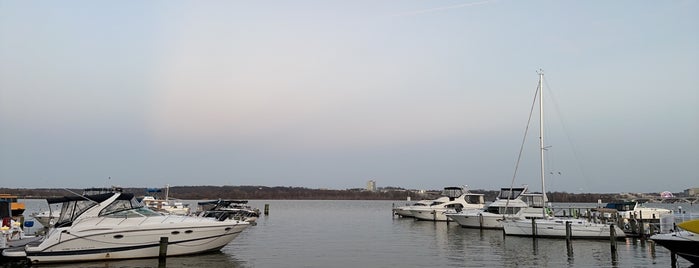 Alexandria-National Harbor Water Taxi is one of Hikes and Outdoor places.