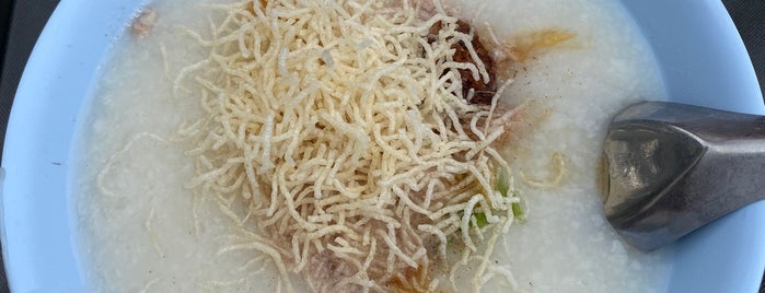 โจ๊กสมุนไพรลุงอ๊อด is one of All-time favorites in Thailand.