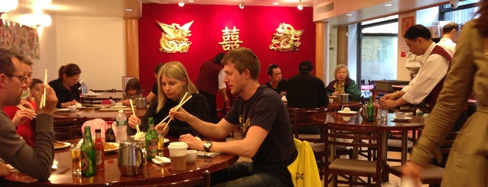 Yee Li Restaurant is one of Food2.