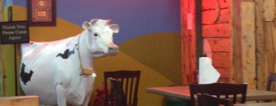 The Cow Calf-Hay is one of Lugares favoritos de Justin.