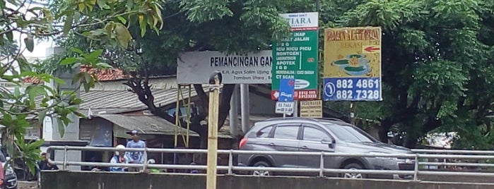 Pemancingan Ganda Agung ® is one of Guide to Bekasi's best spots.