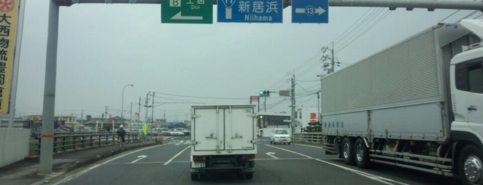 土居IC交差点 is one of 国道11号.